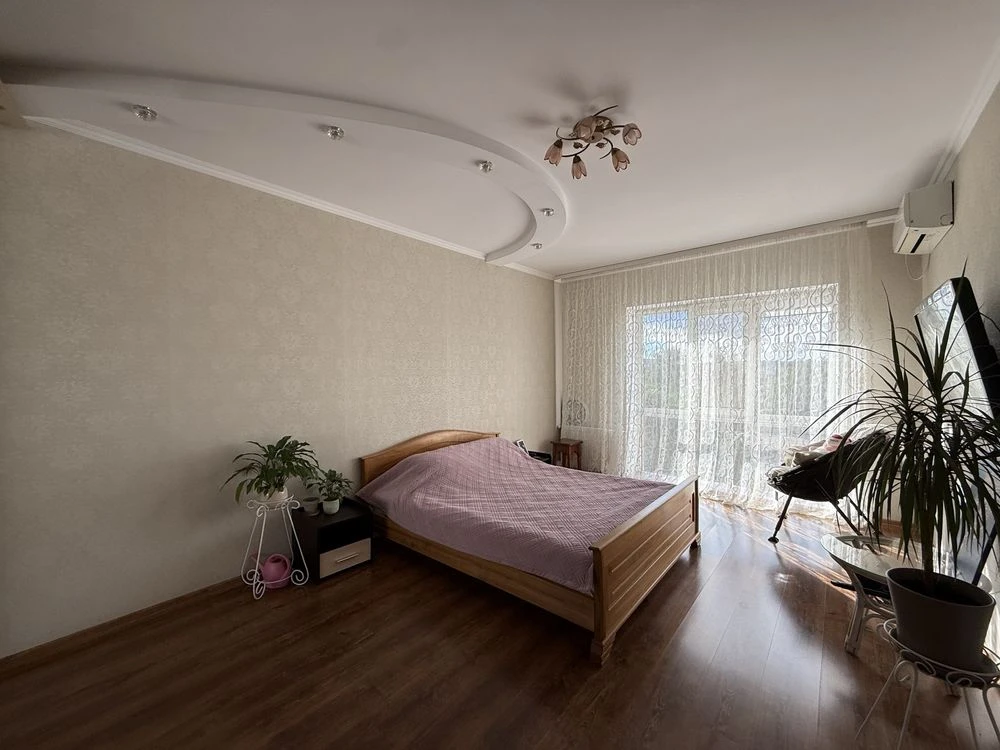 Терміново продам 1-но кімнатну квартиру ЖК»На Щасливому»