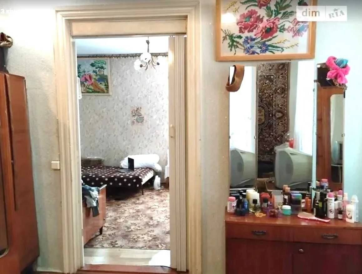 Продаж 3 кімн частина будинку, всі зручності, літня кухня. В