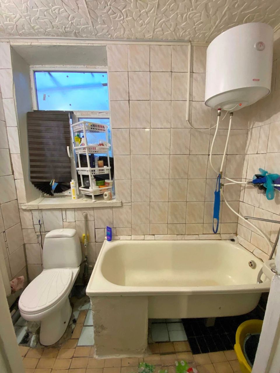 Продаж 3 кімн частина будинку, всі зручності, літня кухня. В