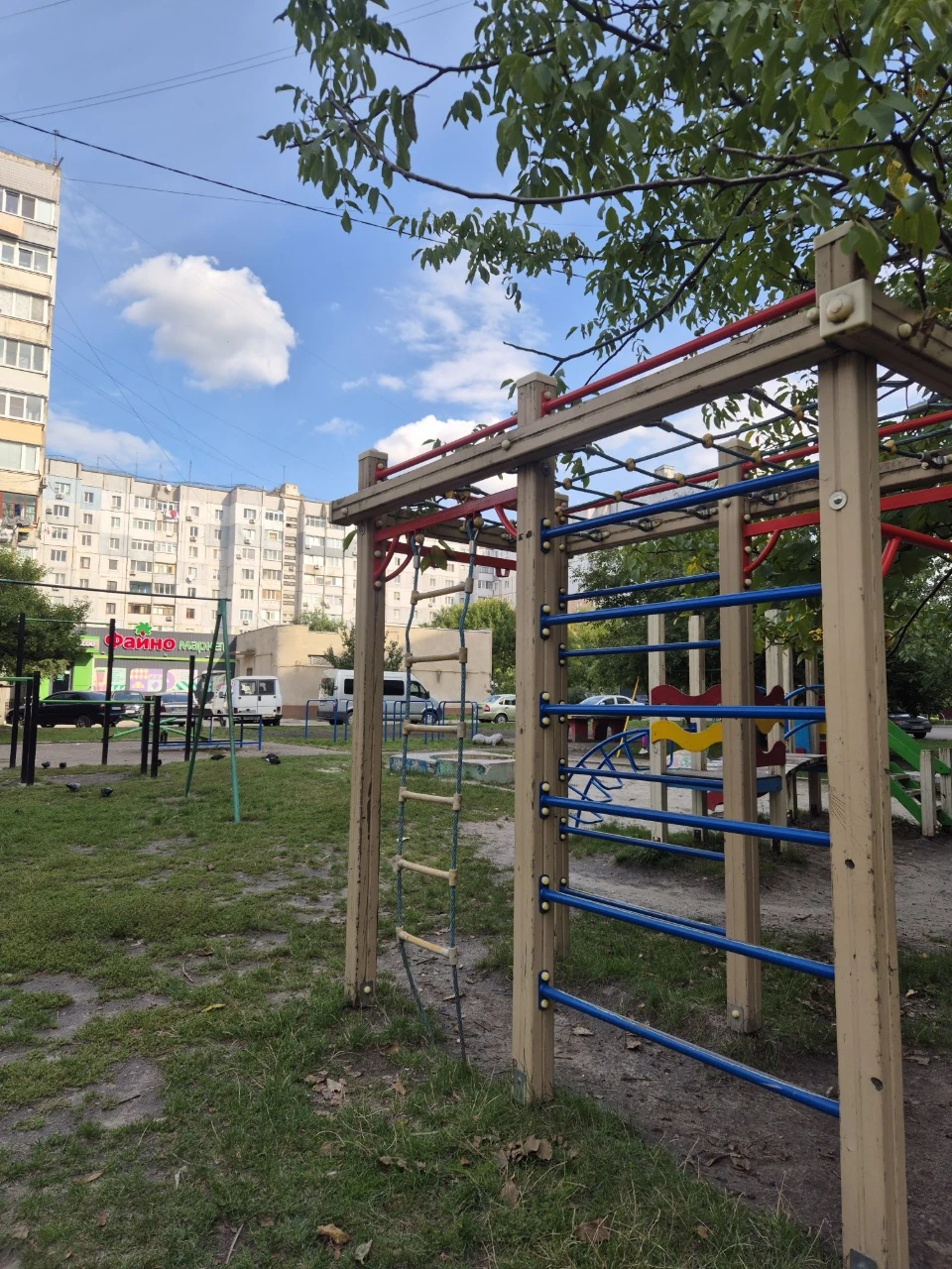 Продається 3-кімнатна квартира на Жадова з АГВ 2/9 поверх