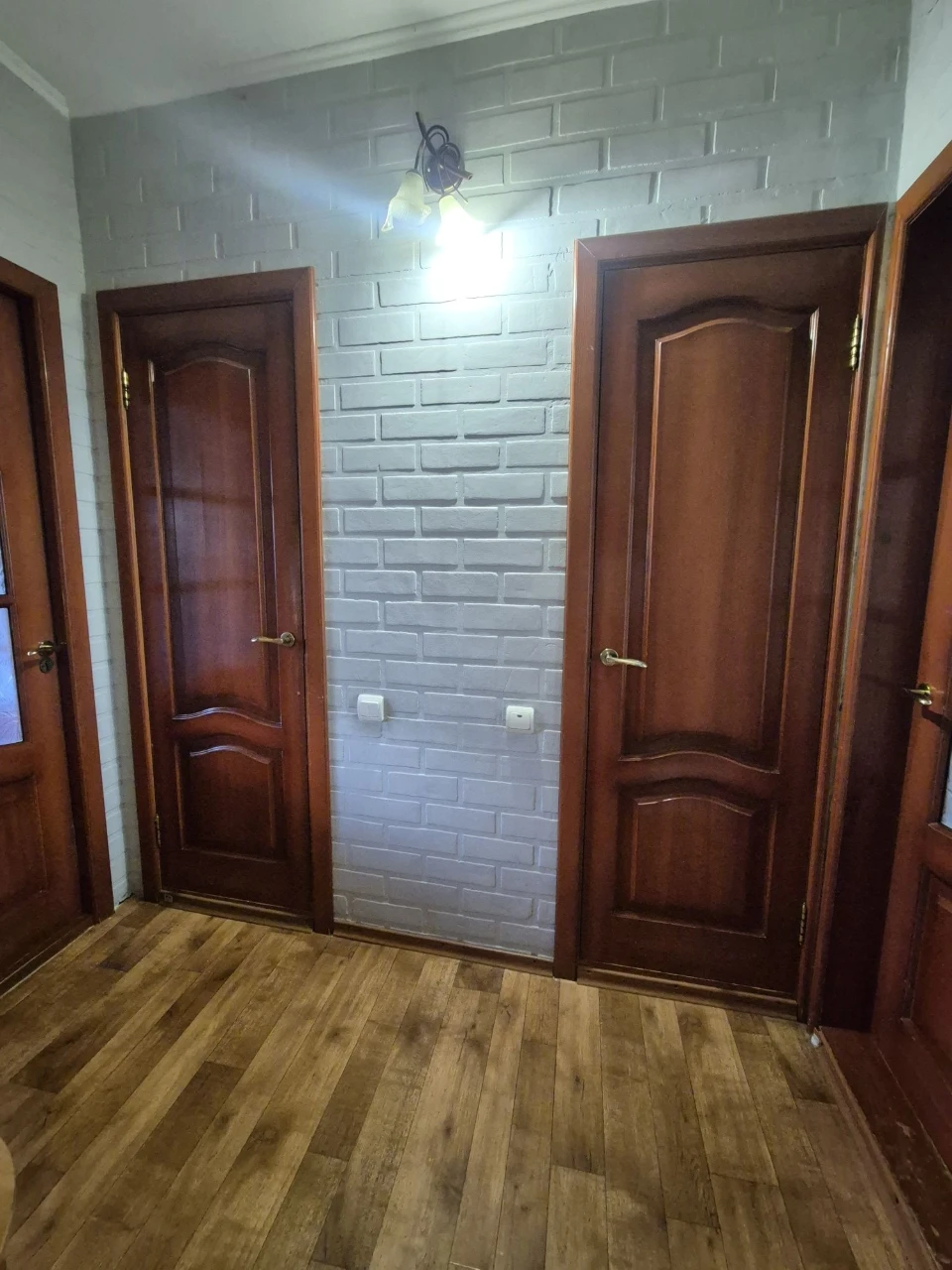 Продається 3-кімнатна квартира на Жадова з АГВ 2/9 поверх