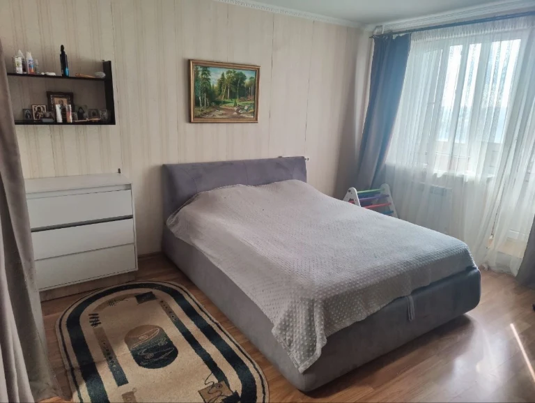 3-х кімнатна квартира на вул. Бабаджаняна