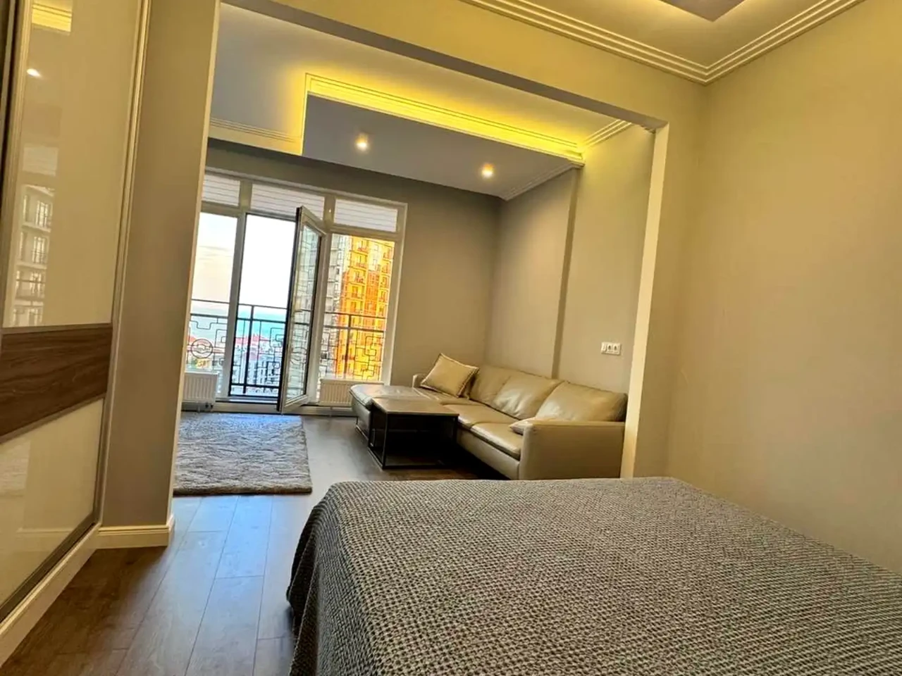Оренда квартири 1-кімн. 57 м² 11/25 пов.