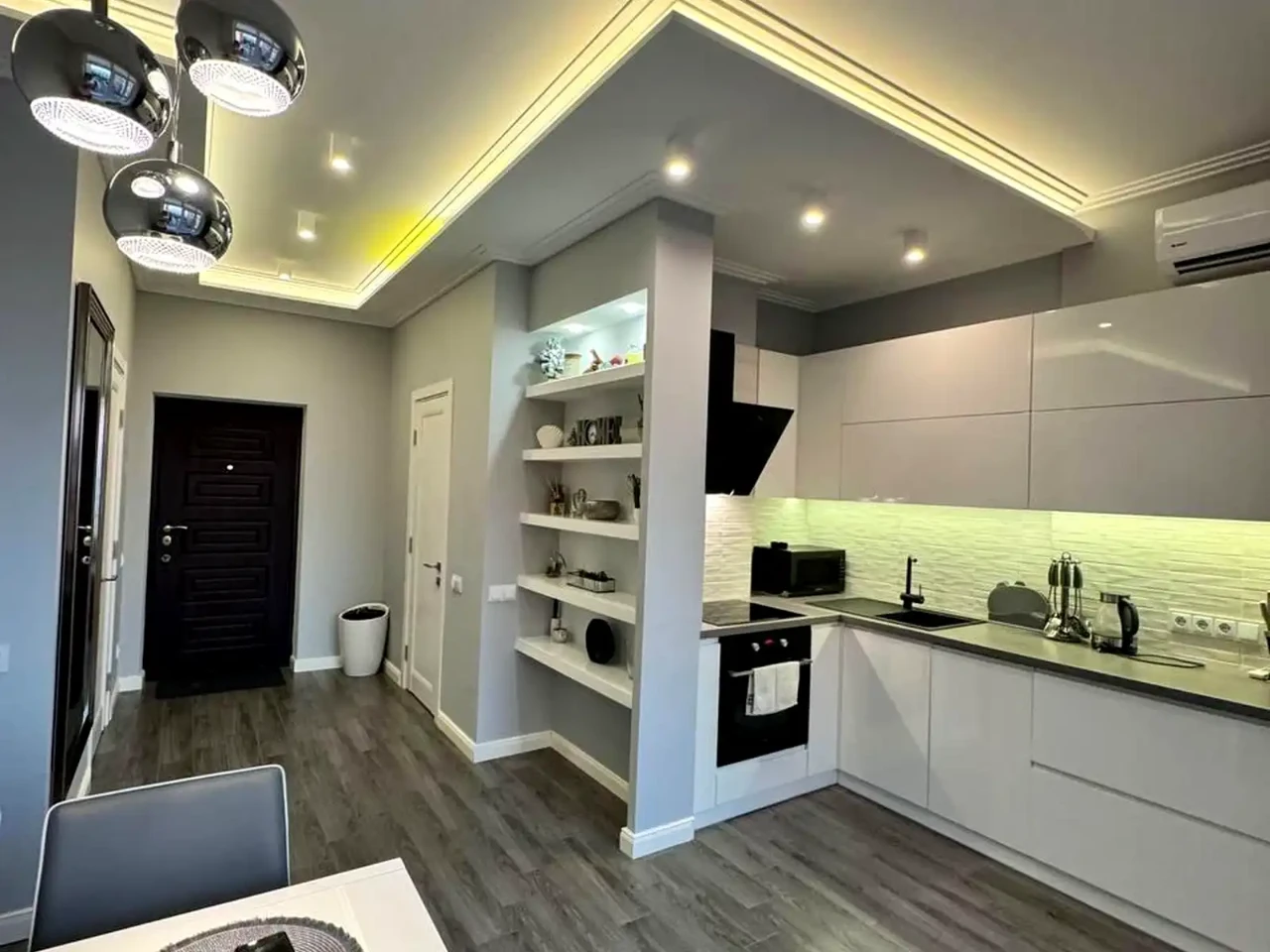 Оренда квартири 1-кімн. 57 м² 11/25 пов.