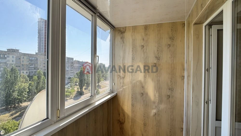 Продам полнометражную 3-ком кв - 70 м2 с новым капитальным р