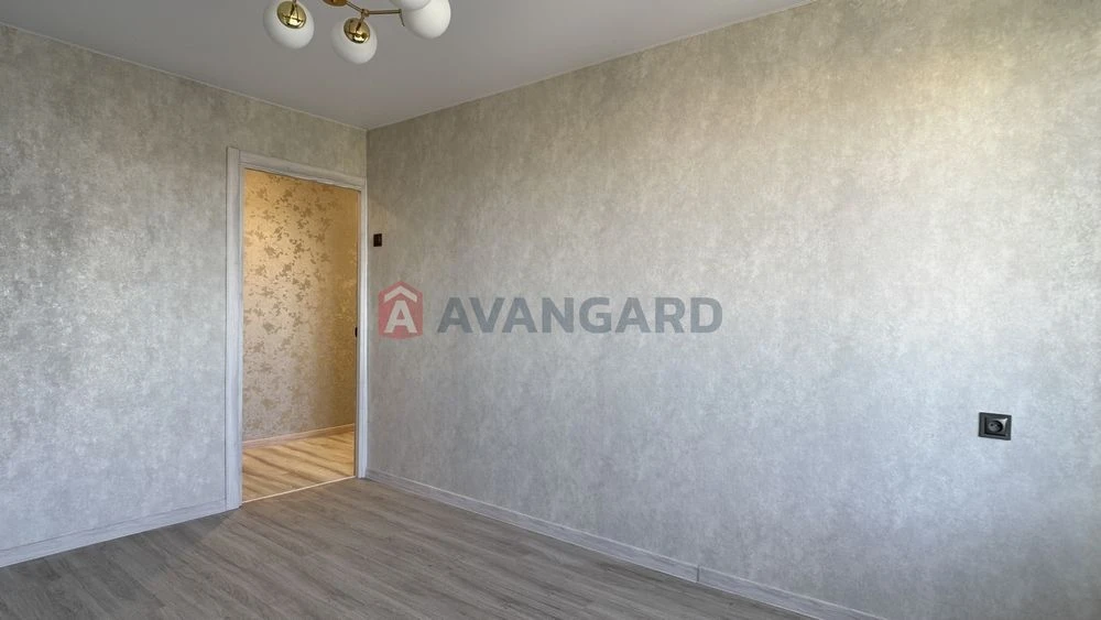 Продам полнометражную 3-ком кв - 70 м2 с новым капитальным р