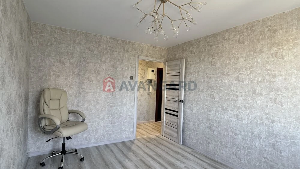 Продам полнометражную 3-ком кв - 70 м2 с новым капитальным р
