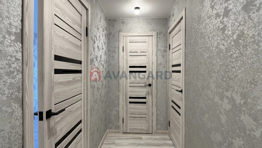 Продам полнометражную 3-ком кв - 70 м2 с новым капитальным р