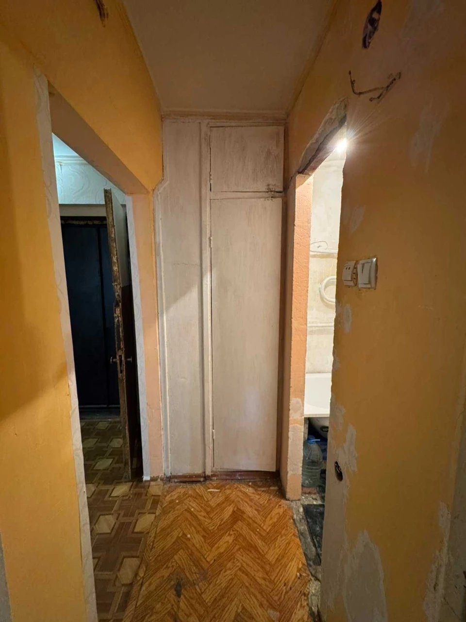 Продається 2-х кімнатна квартира, по вулиці Портова!