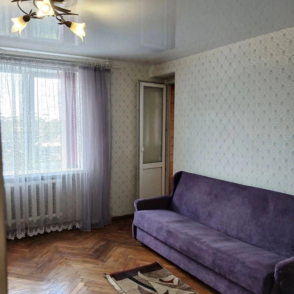 Продаж 2 кім Чешки по вул. Гордіюк