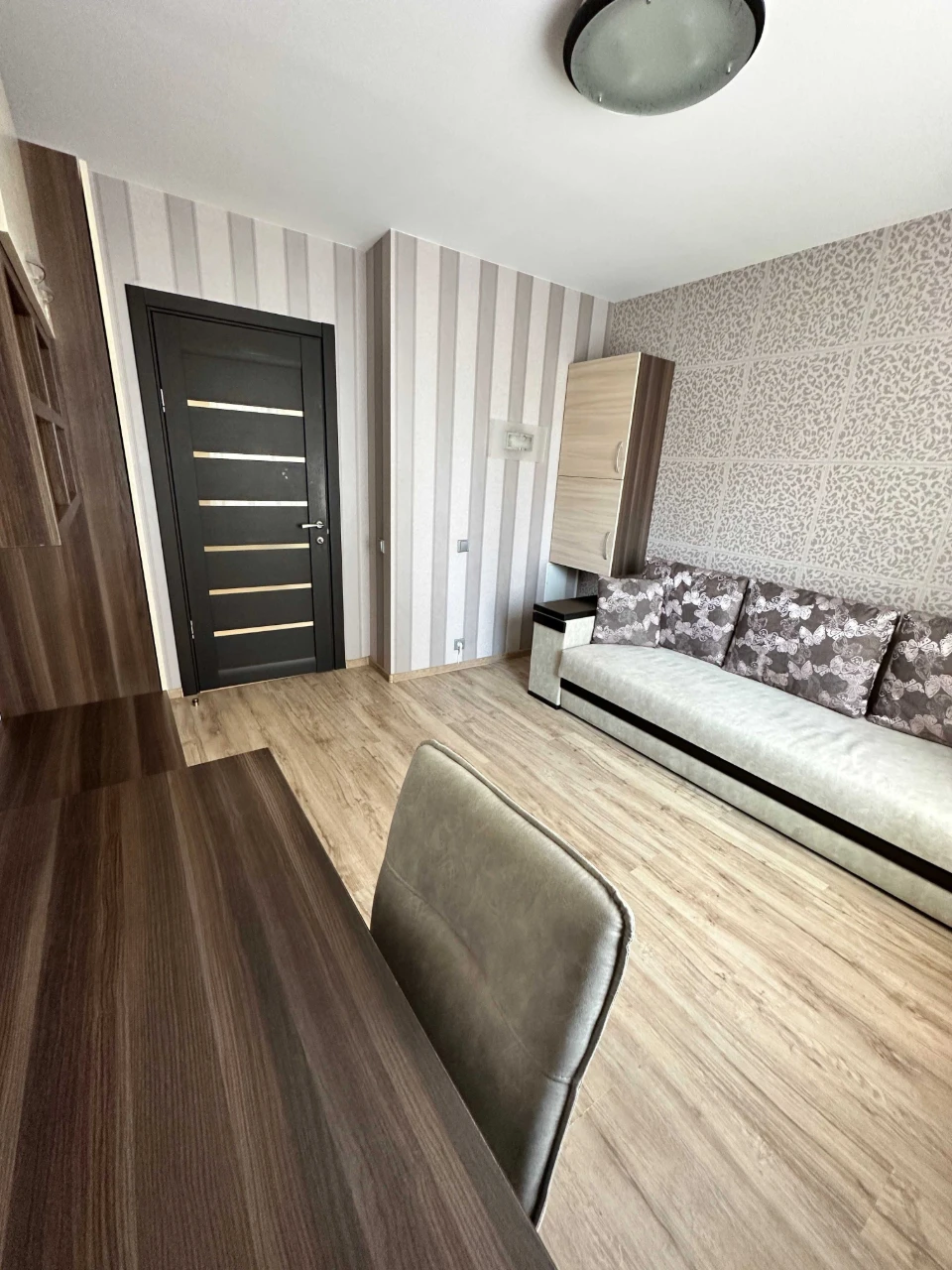 Без %! Продаж 2к + кухня вітальня. Вул. Урлівська 36 А. Дарн