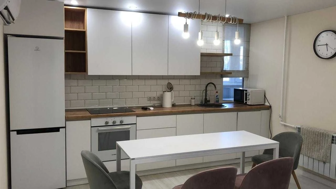 Продам 3-х кімнтну квртиру метро 3 хвилини Оболонська площа