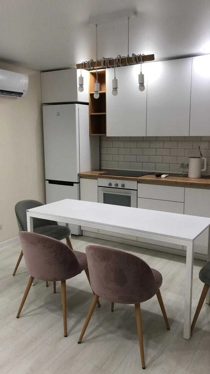 Продам 3-х кімнтну квртиру метро 3 хвилини Оболонська площа