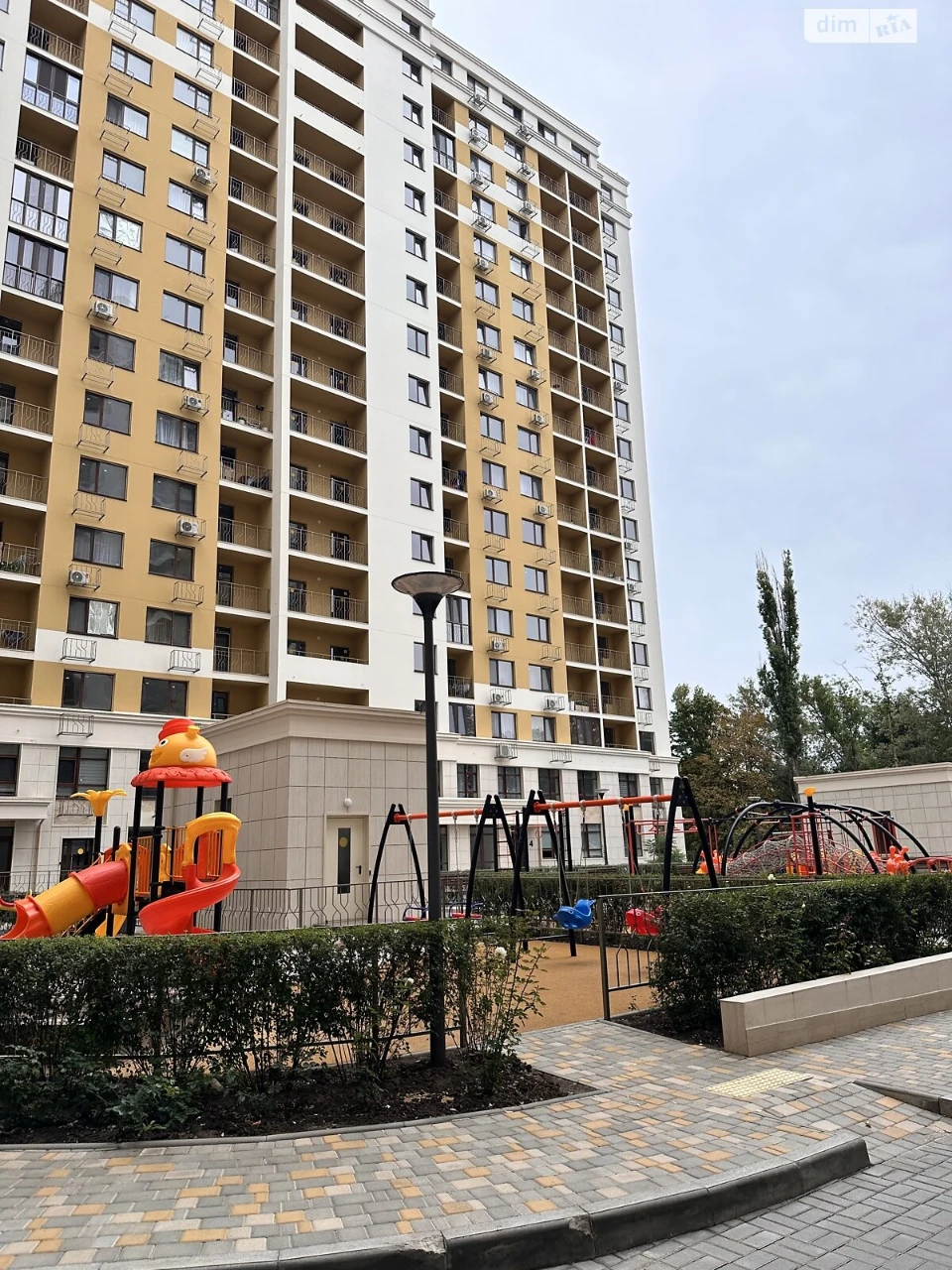 Продаж Квартира Південний