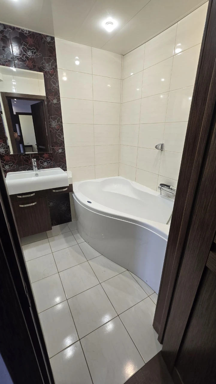 Двокімнатна квартира в центрі міста. Вдасник
