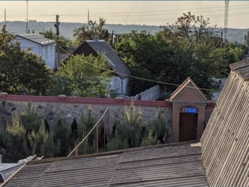 Продаётся частный дом по ул. Заполярная с большим участком