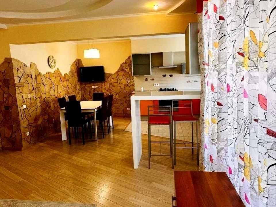 Квартира. Дніпро, Мандриківська вул.