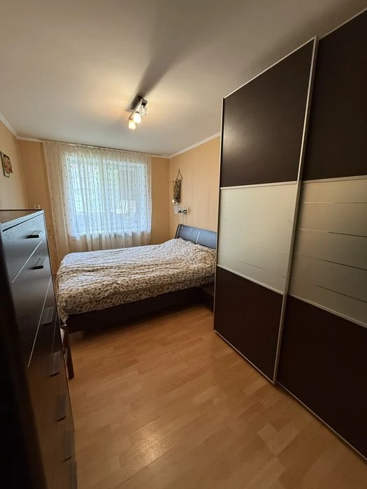 I will sell a four-room apartment Pridneprovsk