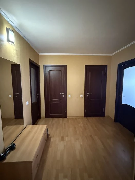 I will sell a four-room apartment Pridneprovsk