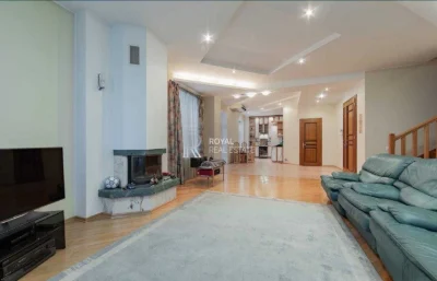 Продаж Квартира Київ Печерськ вул. Дарвіна 178 м² Дворівнева