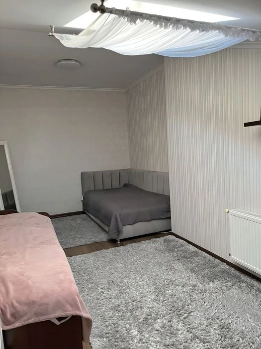 Продаж дворівневої  3 кімнатної квартири