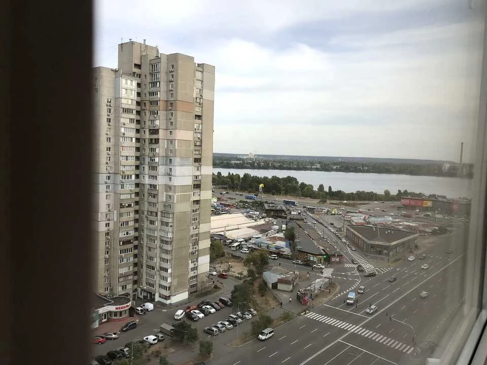 Квартира. Київ, Ревуцького вул.