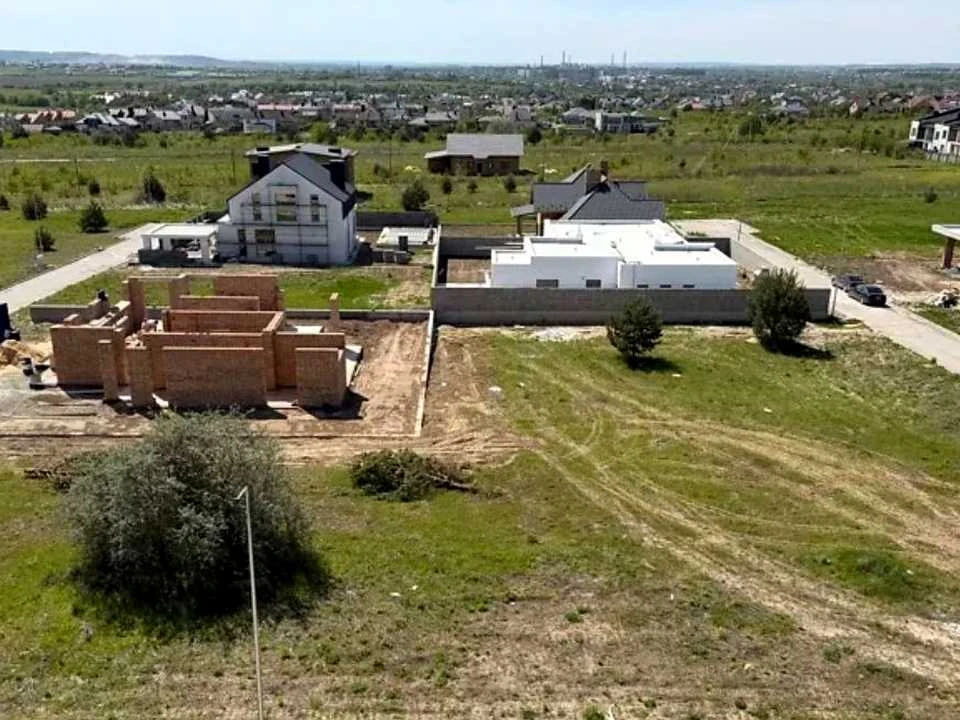 Ділянка. Рівне, Березова вул.