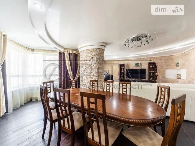 Sale of 3-room apartment 150 sq. m on Oleksandra Myshugy 2 • I