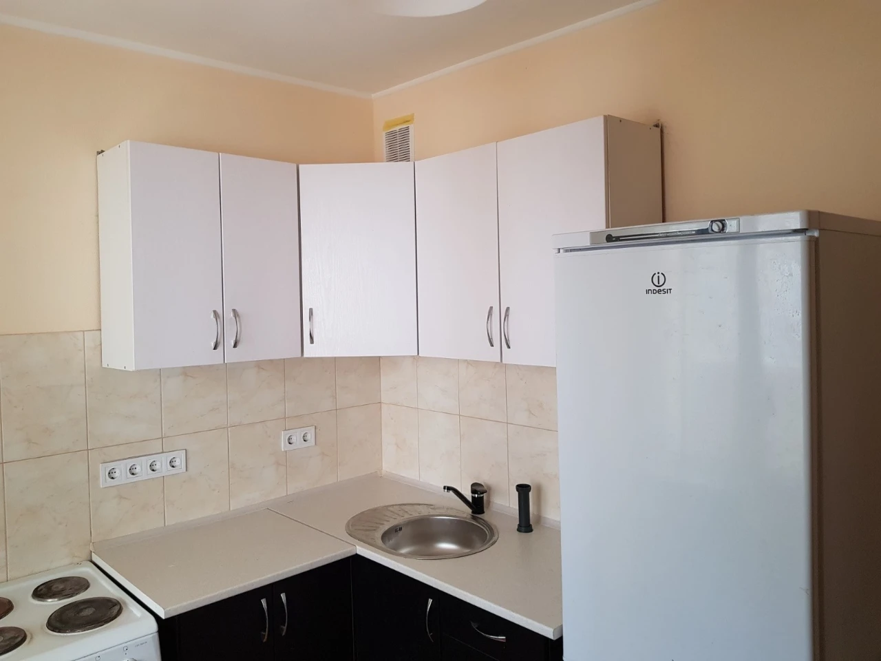 Оренда 2-кімнатної квартири 60 м², Сергія Данченка вул., 28
