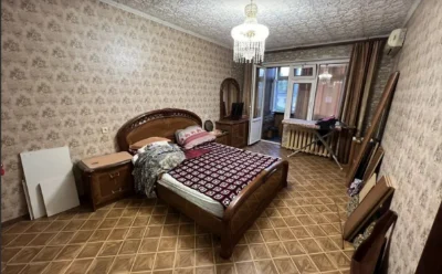 Продам 2х.комнатную на Ак.Королева.