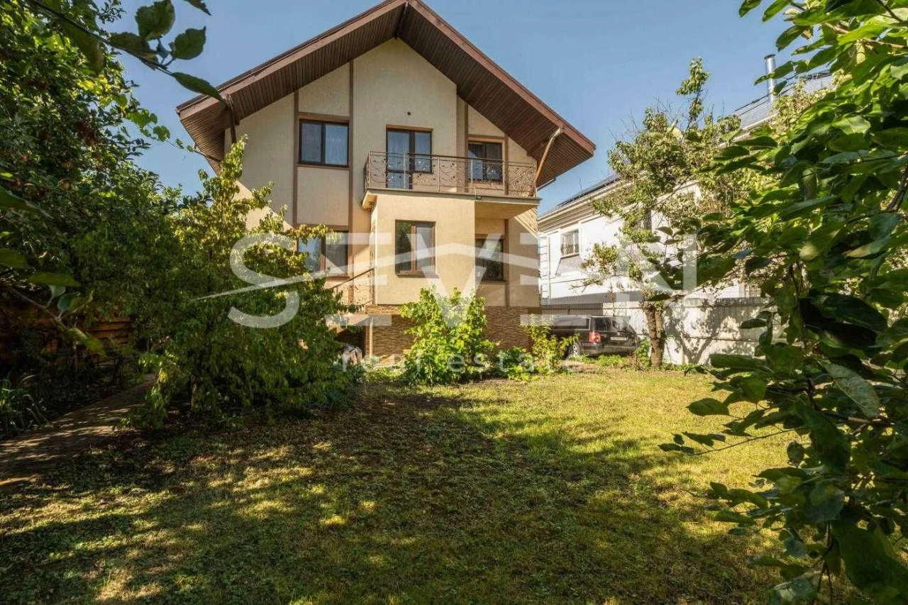 Продаж будинку 200 м² з підвалом, ділянка 5 соток, Осокорки,