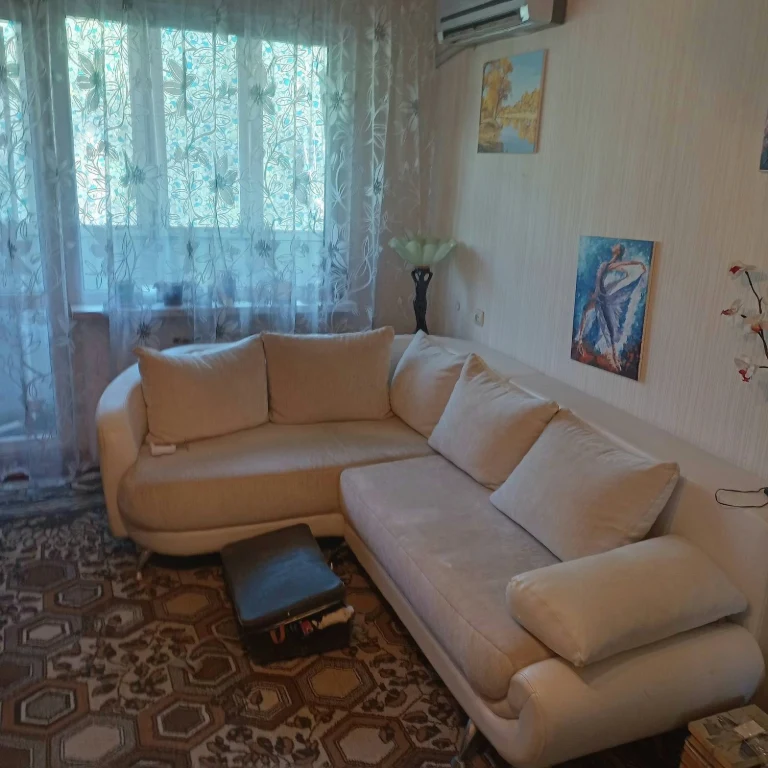Продам 2 кімнатну квартиру. Вул. Івана та Юрія ЛипиГероїв Кр