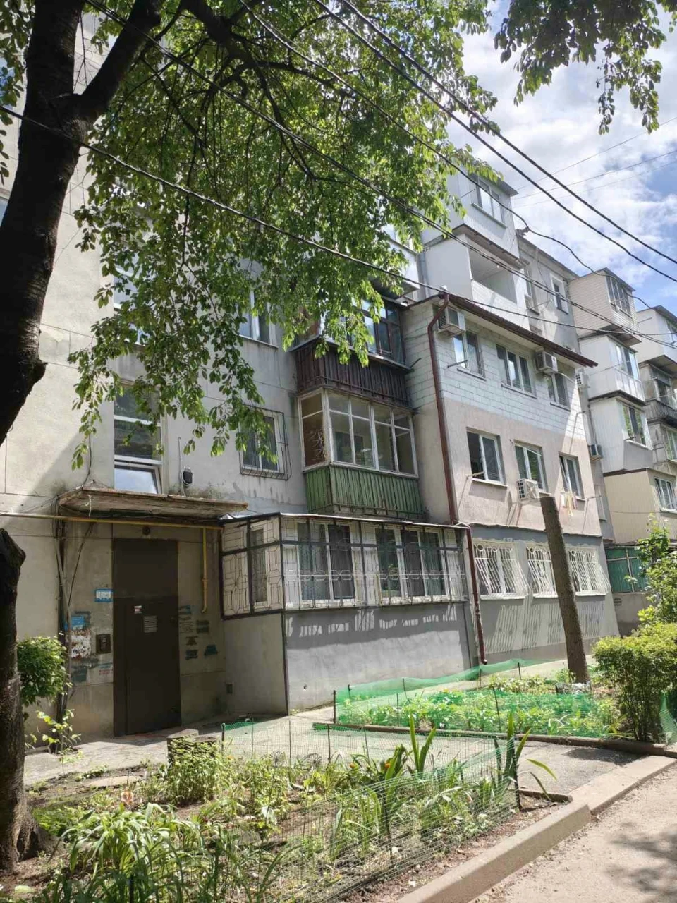 Продам 2 кімнатну квартиру. Вул. Івана та Юрія ЛипиГероїв Кр