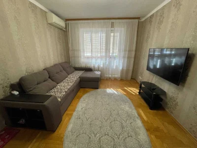 Двокімнатна квартира біля метро Позняки, Осокорки, Дарницьки