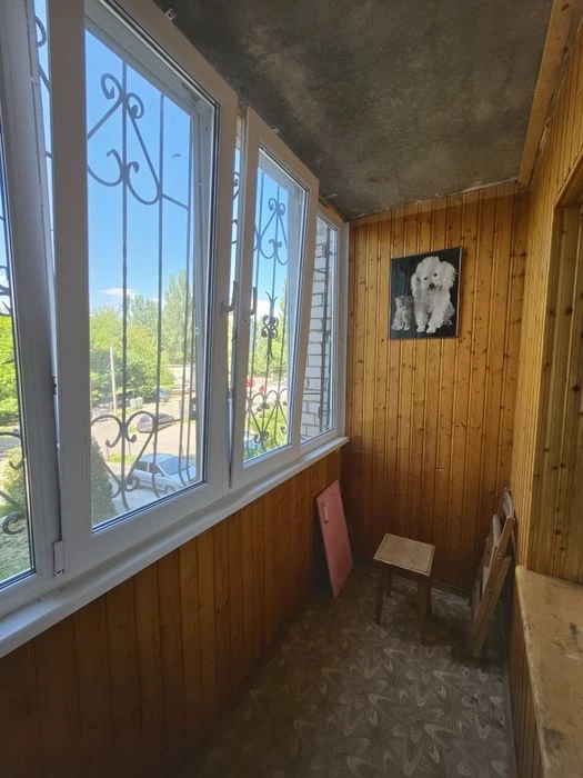 Продам 4х ком. квартиру , Осипенковский мкр, Правый берег