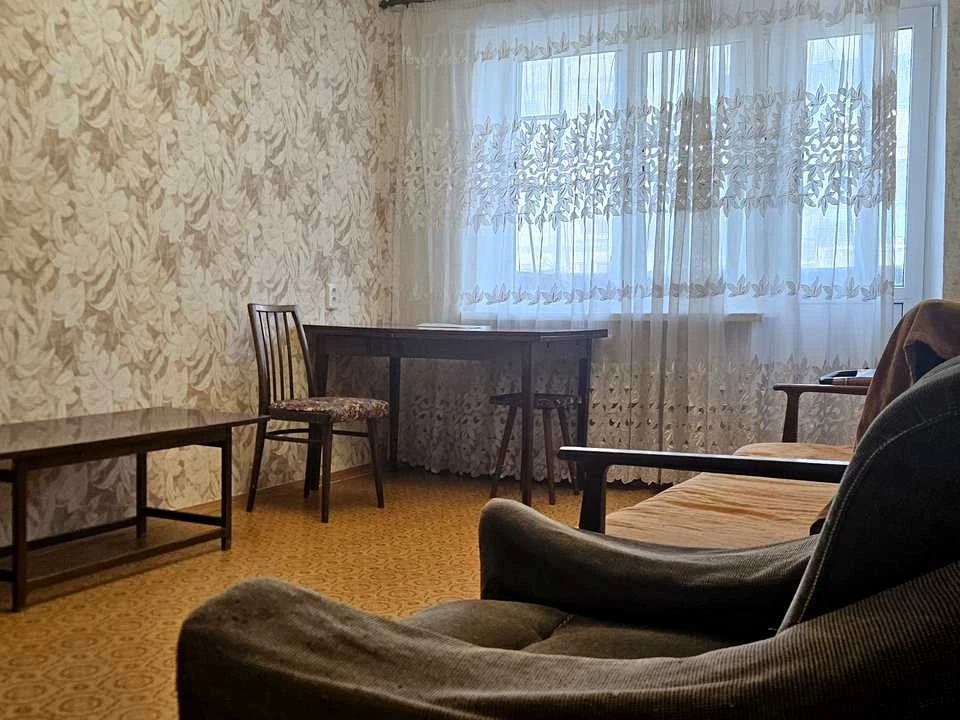 Квартира. Дніпро, Новокодацька пл.