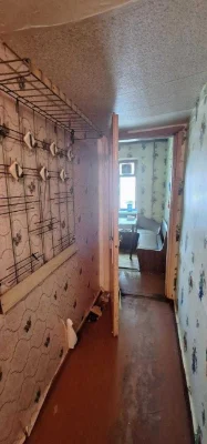 продам 2 к. із. квартиру в центрі