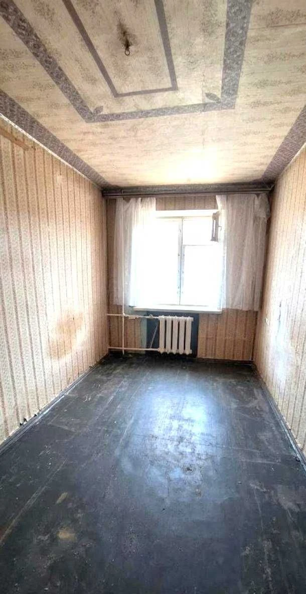 продам 2 к. із. квартиру в центрі
