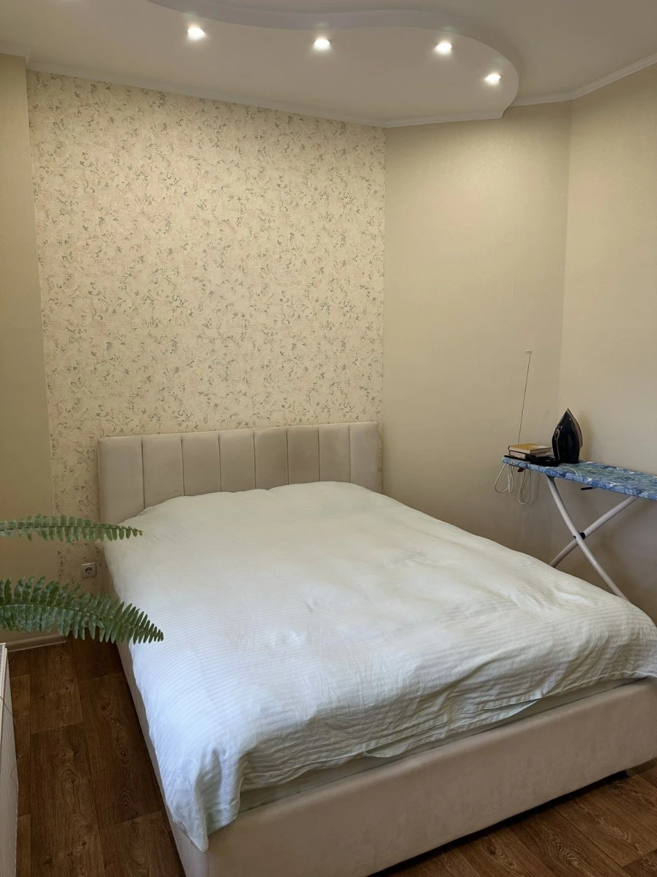 2х комн. квартира 70 м.кв.  Нищинского ул. . Рядом Новый рын