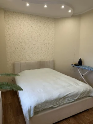 2х комн. квартира 70 м.кв.  Нищинского ул. . Рядом Новый рын