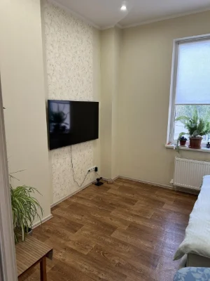 2х комн. квартира 70 м.кв.  Нищинского ул. . Рядом Новый рын