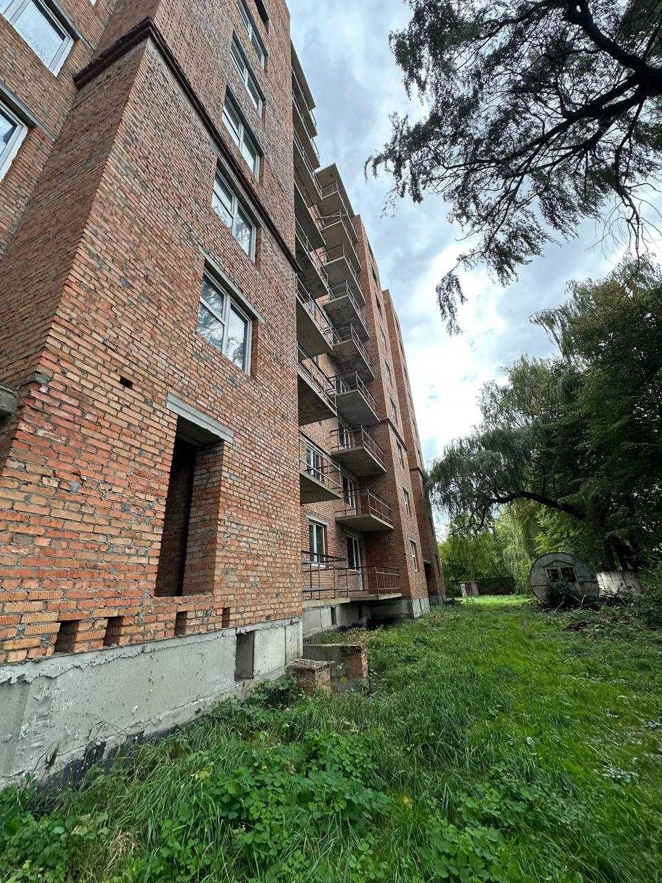 Терміново продам 2 квартиру у новобудові, 65 м за 35000.Тако