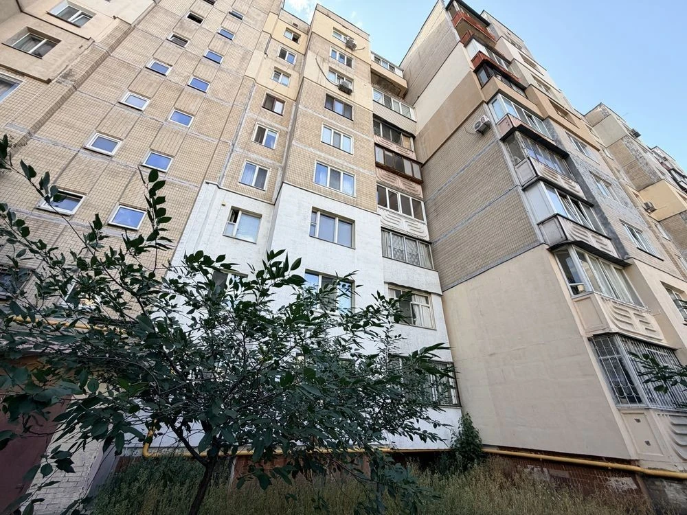 Затишна 2-к квартира, Вербицького 22/1, Харківська, Вирлиця