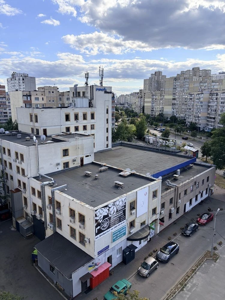 Затишна 2-к квартира, Вербицького 22/1, Харківська, Вирлиця