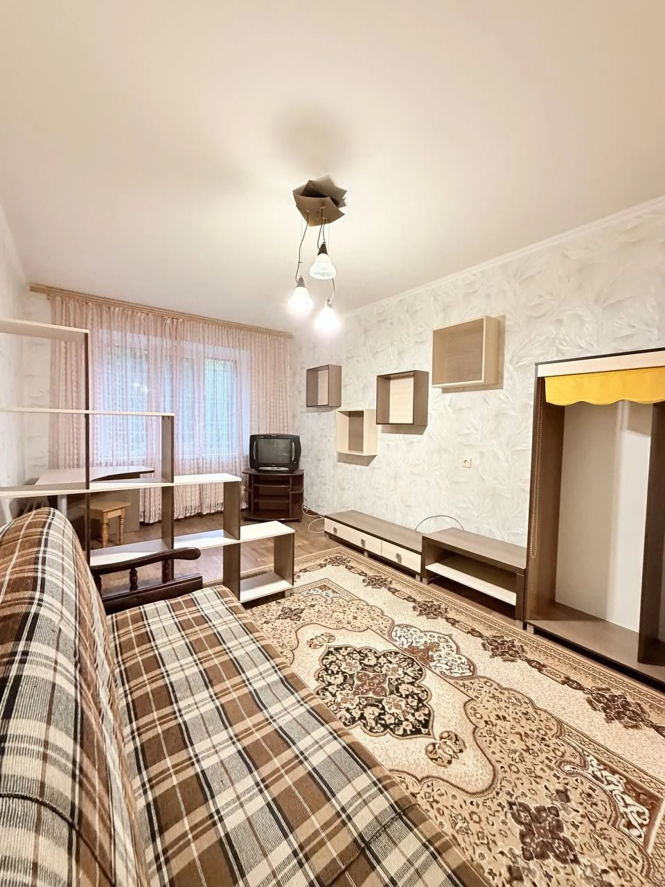 1 этаж 40м2 Новинка!Продам 1 ком квартирв Пухова