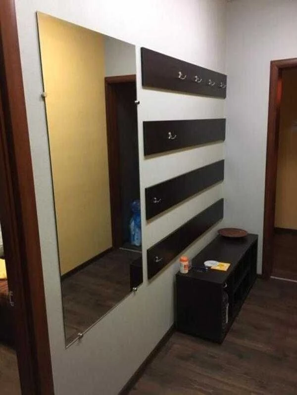 Продам  2-кімнатну квартиру В Індустриальному районі.