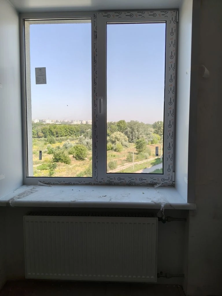 Partially renovated apartment in the Vorobyovy Gory residential complex, Aka metro station