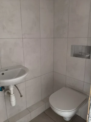 Partially renovated apartment in the Vorobyovy Gory residential complex, Aka metro station