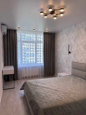 Оренда 1-кімнатної квартири 50 м², Євгена Сверстюка вул., 6Г