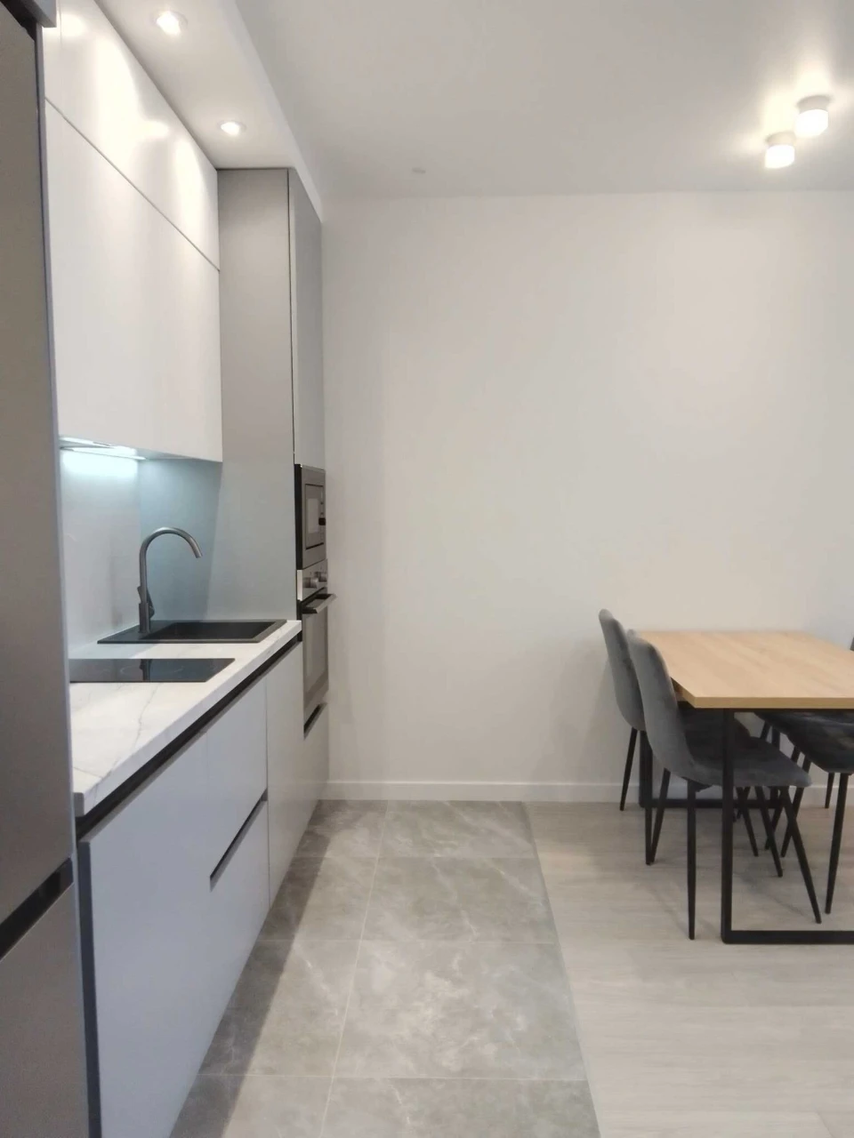 Оренда 1-кімнатної квартири 50 м², Євгена Сверстюка вул., 6Г